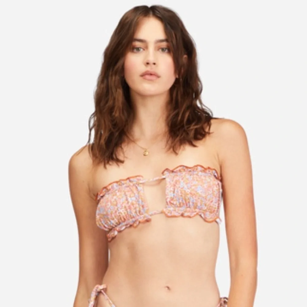 ☀️BILLABONG☀️ Chase The Sun Ruched Bandeau Bikini Top Solid High Rise Cheeky